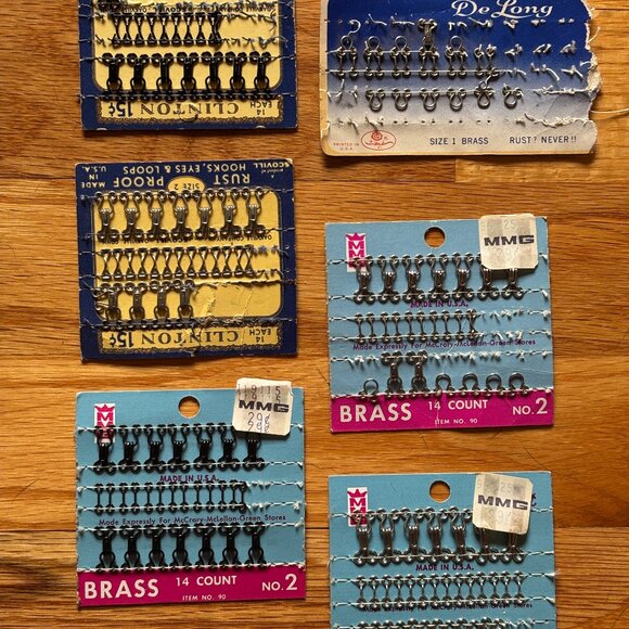 Sewing Notions and Thread Bundle Vintage - Picture 10 of 16